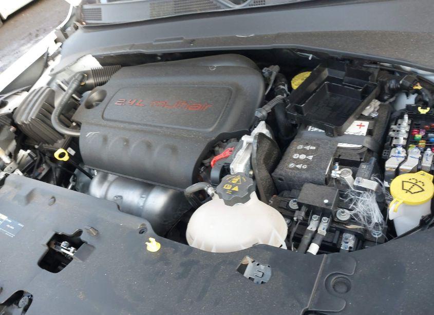 Photo 10 of 2022 Jeep Compass LIMITED 4X4 (VIN 3C4NJDCB0NT183546)