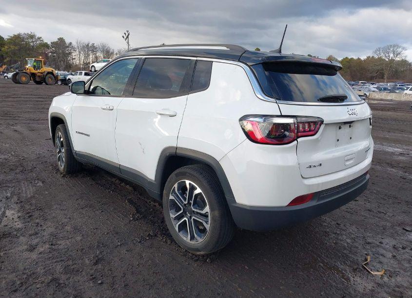 Photo 3 of 2022 Jeep Compass LIMITED 4X4 (VIN 3C4NJDCB0NT183546)