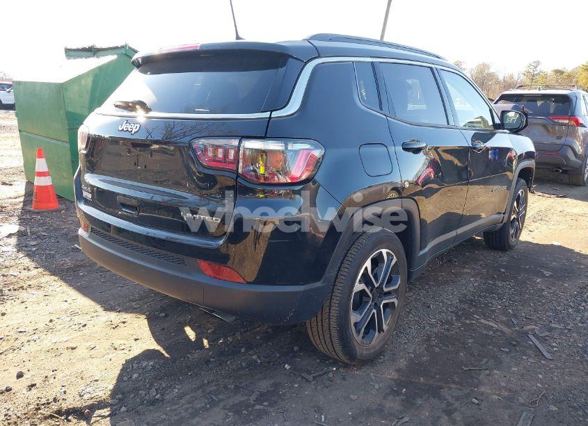 Photo 4 of 2022 Jeep Compass LIMITED 4X4 (VIN 3C4NJDCB0NT195969)