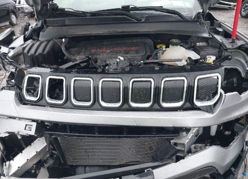 Photo 10 of 2022 Jeep Compass LIMITED 4X4 (VIN 3C4NJDCB0NT203665)