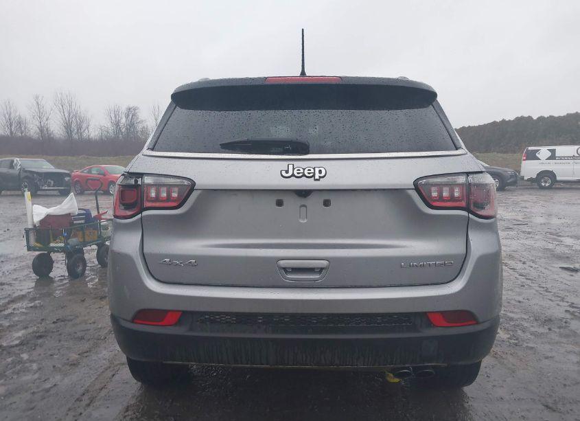 Photo 15 of 2022 Jeep Compass LIMITED 4X4 (VIN 3C4NJDCB0NT203665)