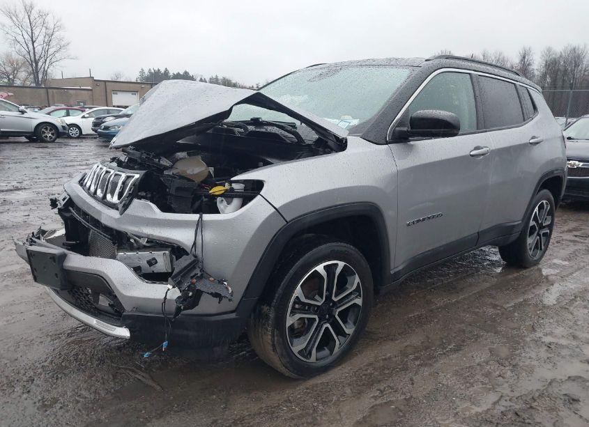 Photo 2 of 2022 Jeep Compass LIMITED 4X4 (VIN 3C4NJDCB0NT203665)