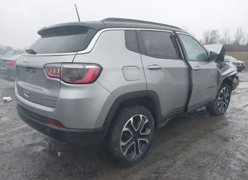 Photo 4 of 2022 Jeep Compass LIMITED 4X4 (VIN 3C4NJDCB0NT203665)