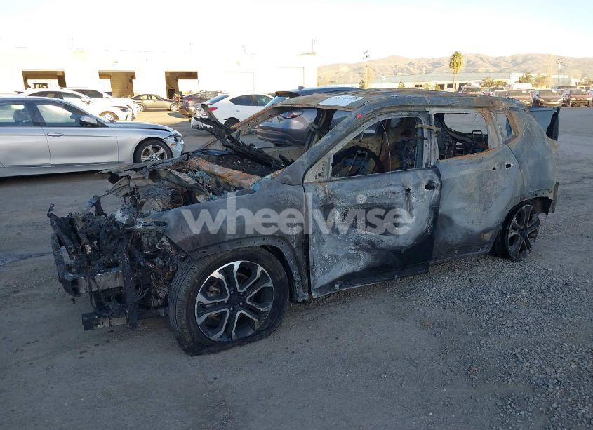 Photo 2 of 2022 Jeep Compass LIMITED 4X4 (VIN 3C4NJDCB0NT222779)