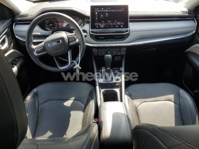 Photo 10 of 2022 JEEP COMPASS LIMITED (VIN 3C4NJDCB0NT235967)
