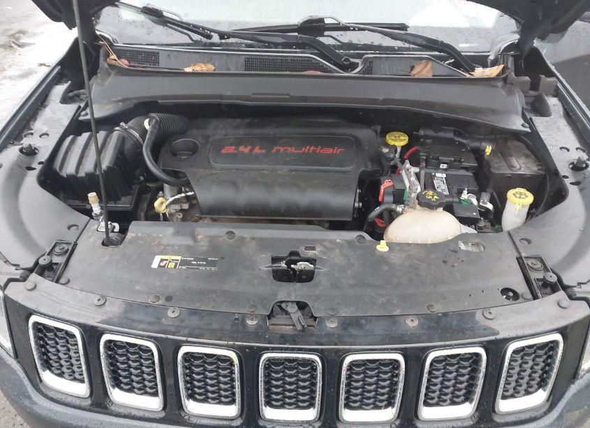 Photo 10 of 2018 Jeep Compass LIMITED 4X4 (VIN 3C4NJDCB1JT251492)