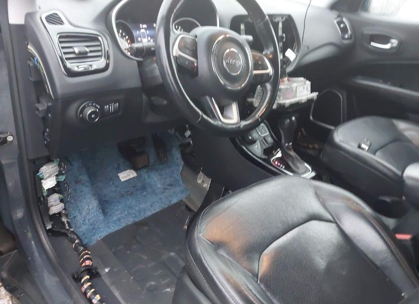 Photo 6 of 2018 Jeep Compass LIMITED 4X4 (VIN 3C4NJDCB1JT251492)