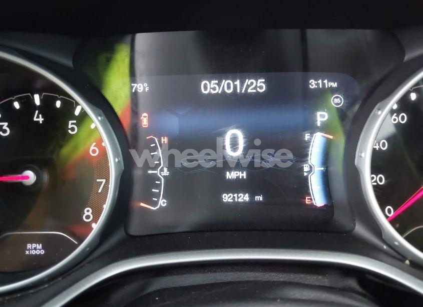 Photo 15 of 2018 Jeep Compass LIMITED 4X4 (VIN 3C4NJDCB1JT284363)