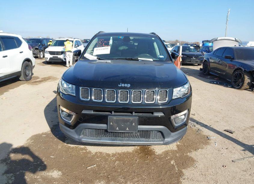 Photo 12 of 2018 Jeep Compass LIMITED 4X4 (VIN 3C4NJDCB1JT374905)