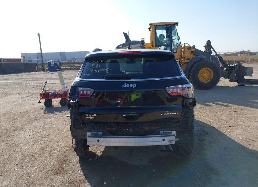 Photo 16 of 2018 Jeep Compass LIMITED 4X4 (VIN 3C4NJDCB1JT374905)