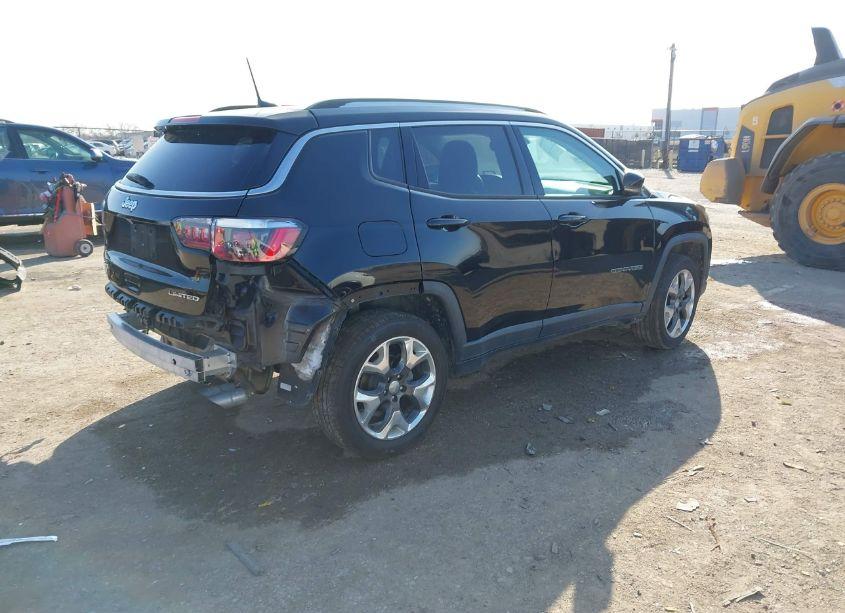 Photo 4 of 2018 Jeep Compass LIMITED 4X4 (VIN 3C4NJDCB1JT374905)