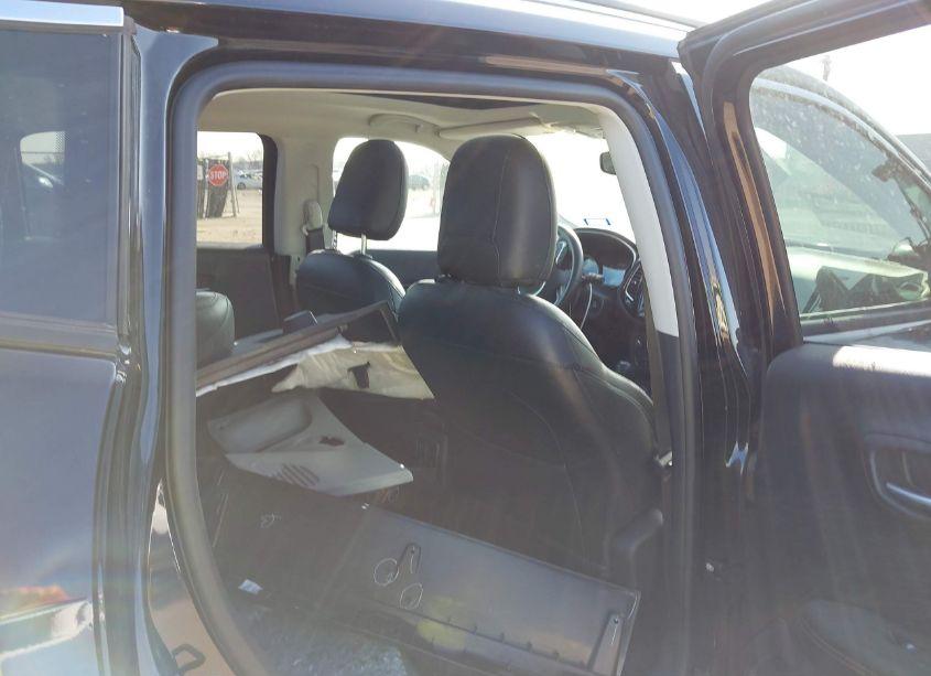 Photo 8 of 2018 Jeep Compass LIMITED 4X4 (VIN 3C4NJDCB1JT374905)