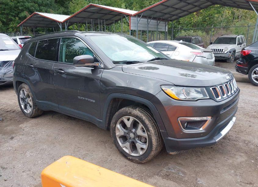 2019 Jeep Compass LIMITED 4X4 (VIN 3C4NJDCB1KT620871) main photo