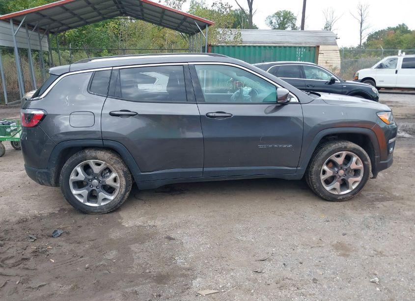 Photo 14 of 2019 Jeep Compass LIMITED 4X4 (VIN 3C4NJDCB1KT620871)