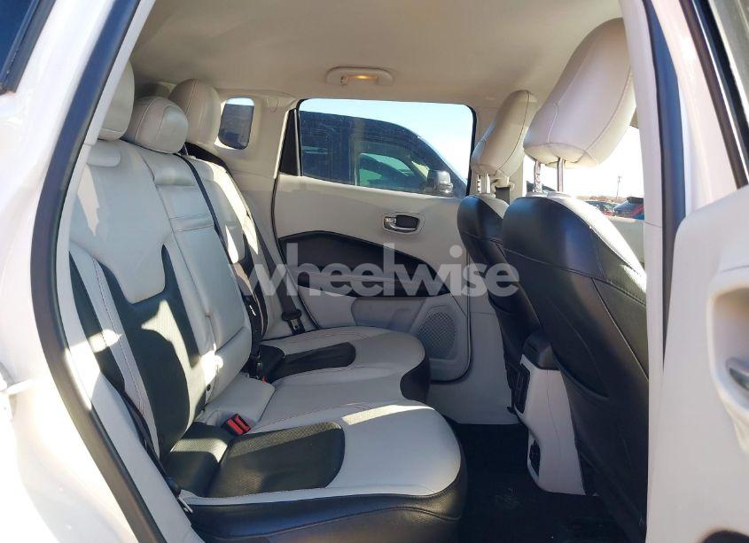 Photo 8 of 2019 Jeep Compass LIMITED 4X4 (VIN 3C4NJDCB1KT620921)