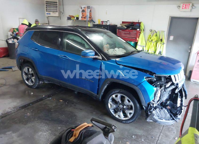 2019 Jeep Compass LIMITED 4X4 (VIN 3C4NJDCB1KT641736) main photo