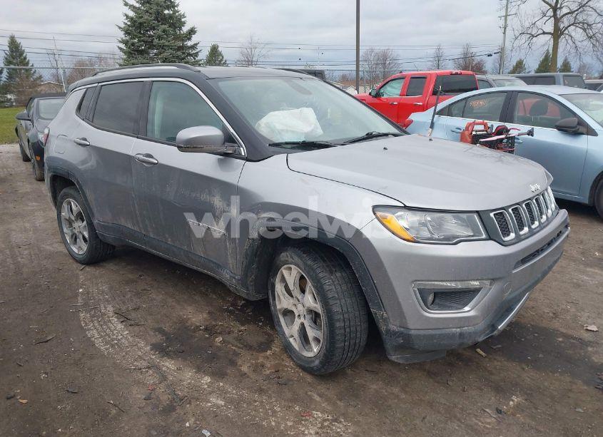 2019 Jeep Compass LIMITED 4X4 (VIN 3C4NJDCB1KT843427) main photo