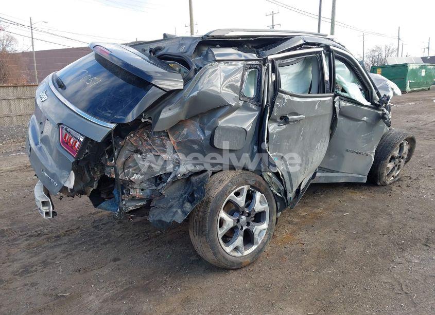 Photo 4 of 2020 Jeep Compass LIMITED 4X4 (VIN 3C4NJDCB1LT157051)