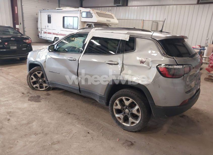 Photo 3 of 2021 Jeep Compass LIMITED 4X4 (VIN 3C4NJDCB1MT527447)