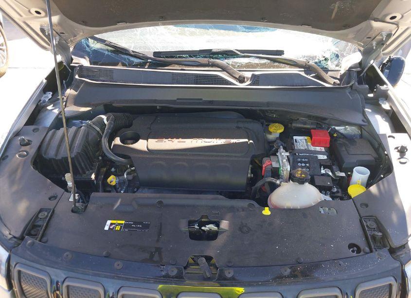 Photo 10 of 2022 Jeep Compass HIGH ALTITUDE 4X4 (VIN 3C4NJDCB1NT109701)