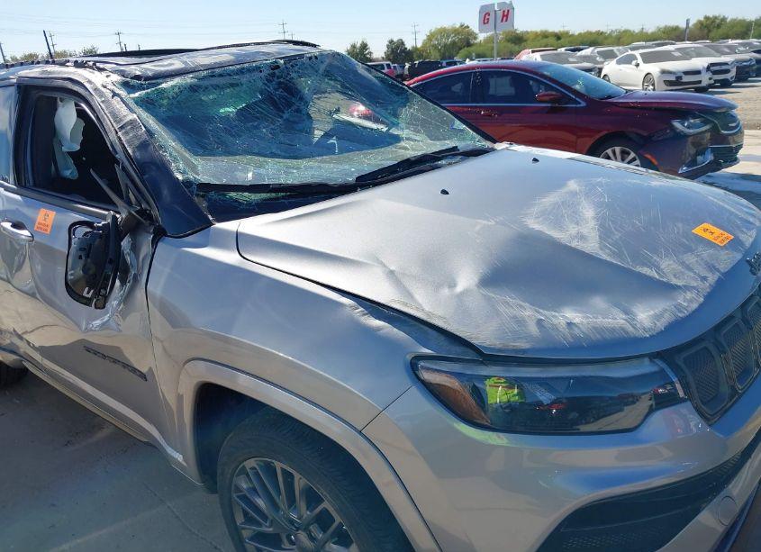 Photo 14 of 2022 Jeep Compass HIGH ALTITUDE 4X4 (VIN 3C4NJDCB1NT109701)