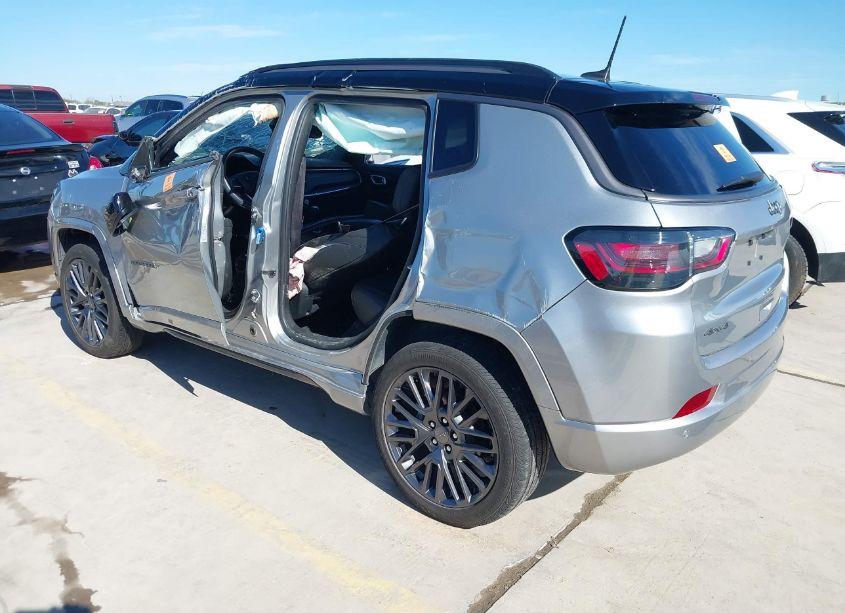 Photo 3 of 2022 Jeep Compass HIGH ALTITUDE 4X4 (VIN 3C4NJDCB1NT109701)