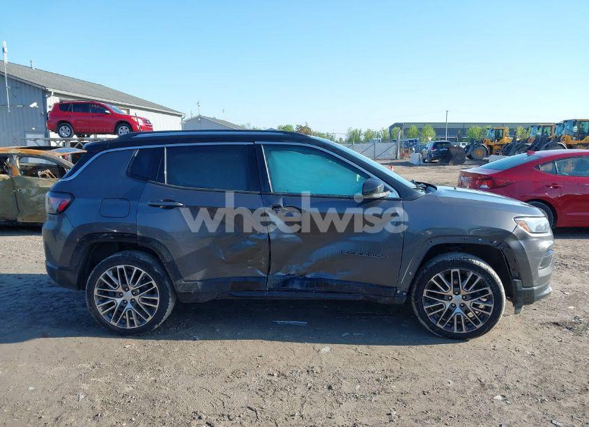 Photo 13 of 2022 Jeep Compass LIMITED 4X4 (VIN 3C4NJDCB1NT153780)