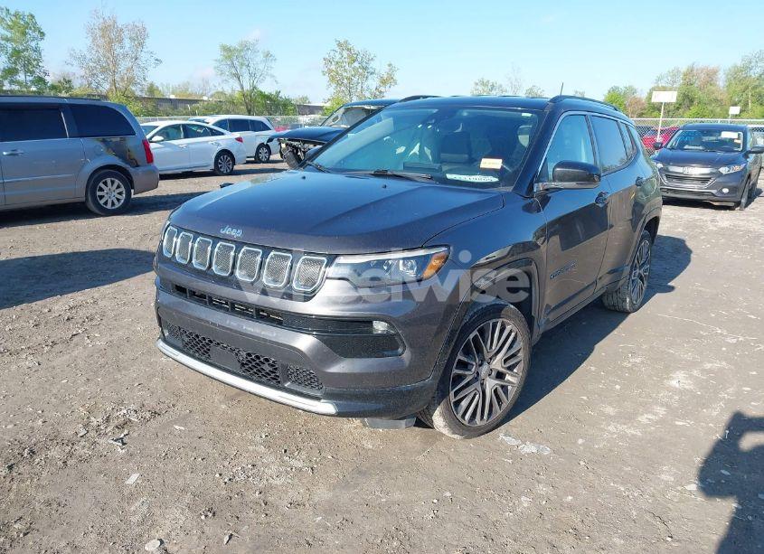 Photo 2 of 2022 Jeep Compass LIMITED 4X4 (VIN 3C4NJDCB1NT153780)