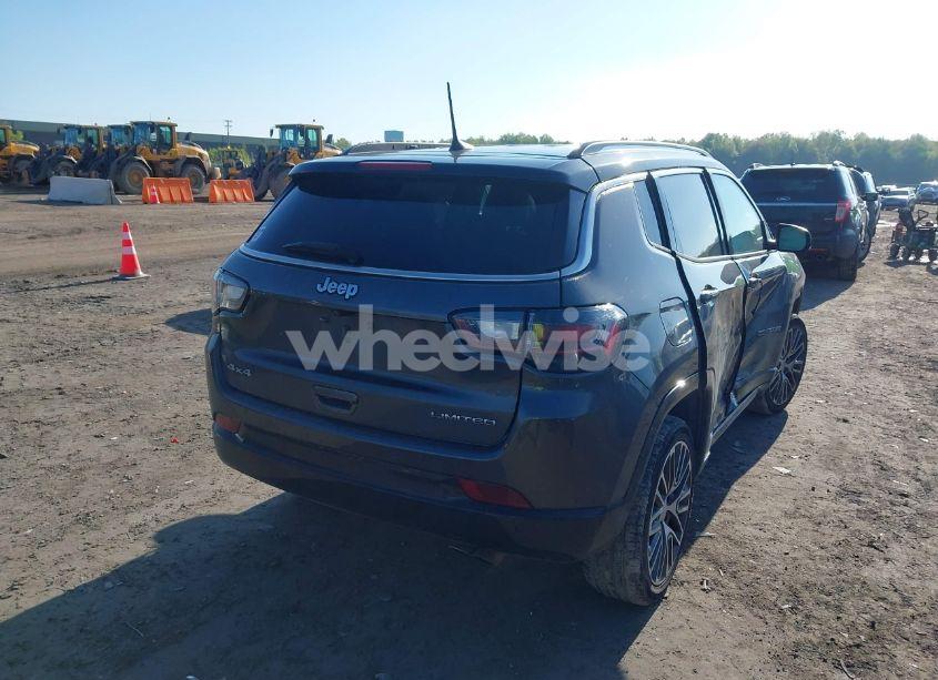 Photo 4 of 2022 Jeep Compass LIMITED 4X4 (VIN 3C4NJDCB1NT153780)