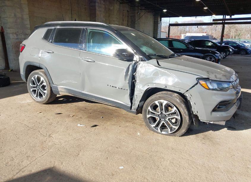 2022 Jeep Compass LIMITED 4X4 (VIN 3C4NJDCB1NT185080) main photo