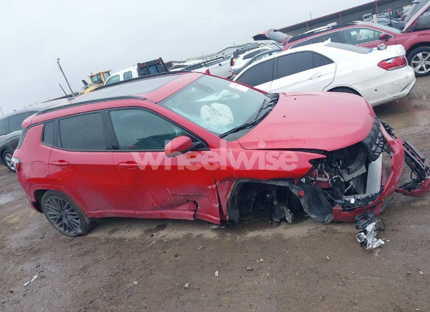 Photo 14 of 2022 Jeep Compass (RED) EDITION 4X4 (VIN 3C4NJDCB1NT213153)