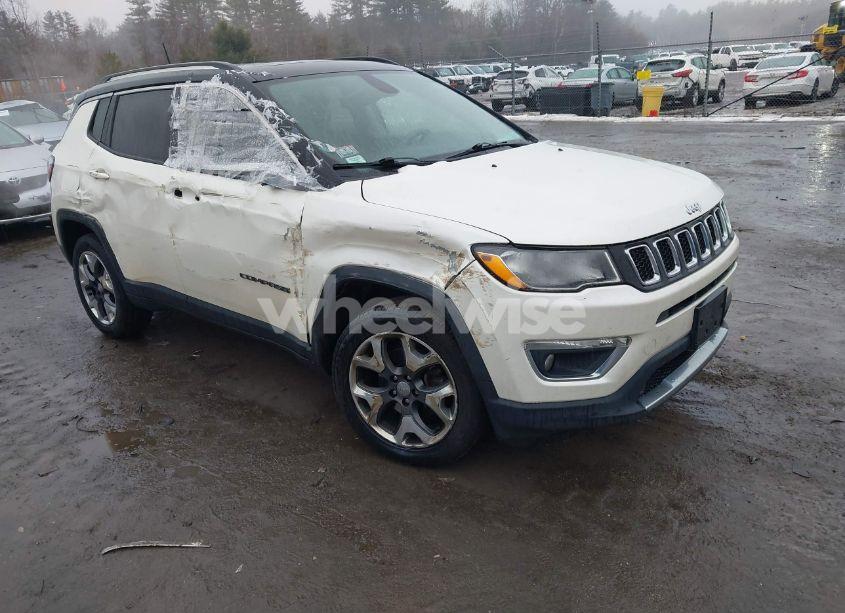 2018 Jeep Compass LIMITED 4X4 (VIN 3C4NJDCB2JT163549) main photo