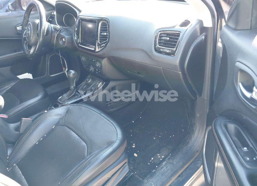 Photo 5 of 2018 Jeep Compass LIMITED 4X4 (VIN 3C4NJDCB2JT168458)