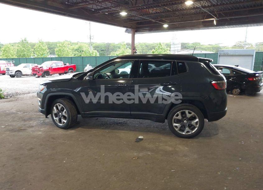 Photo 14 of 2018 Jeep Compass LIMITED 4X4 (VIN 3C4NJDCB2JT190265)