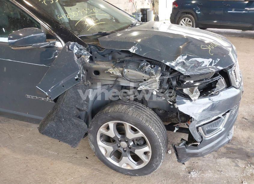 Photo 6 of 2018 Jeep Compass LIMITED 4X4 (VIN 3C4NJDCB2JT190265)