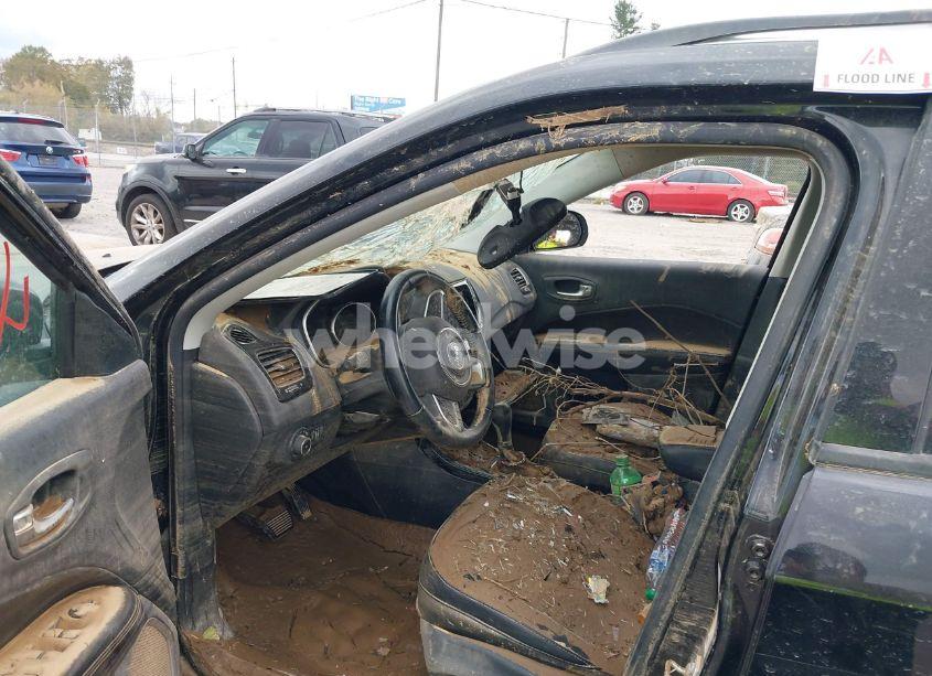 Photo 11 of 2018 Jeep Compass LIMITED 4X4 (VIN 3C4NJDCB2JT330671)