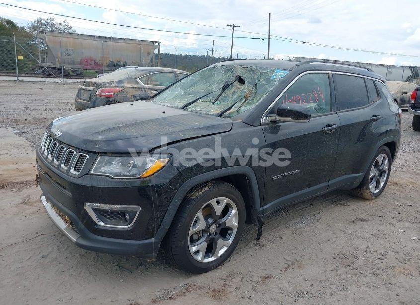 Photo 2 of 2018 Jeep Compass LIMITED 4X4 (VIN 3C4NJDCB2JT330671)