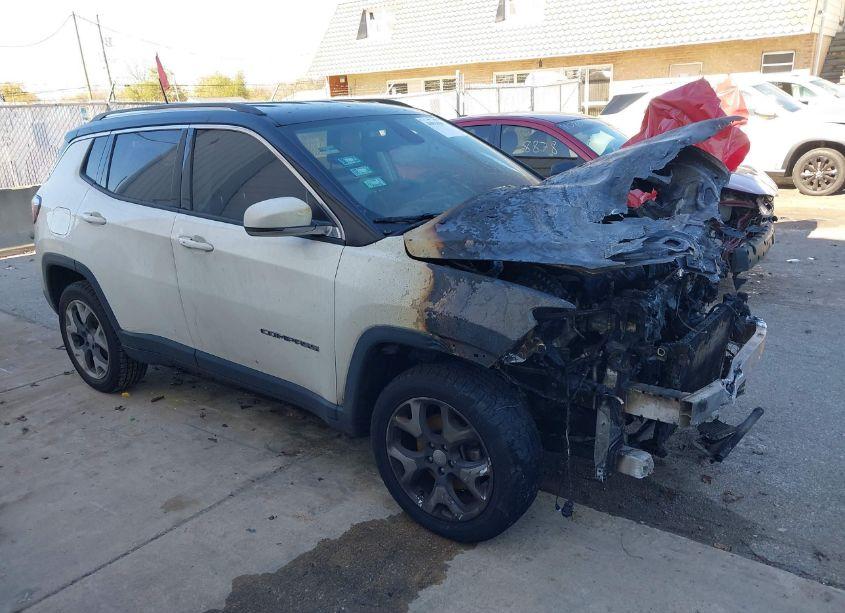 2018 Jeep Compass LIMITED 4X4 (VIN 3C4NJDCB2JT467576) main photo