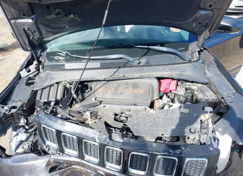 Photo 10 of 2019 Jeep Compass LIMITED 4X4 (VIN 3C4NJDCB2KT618949)