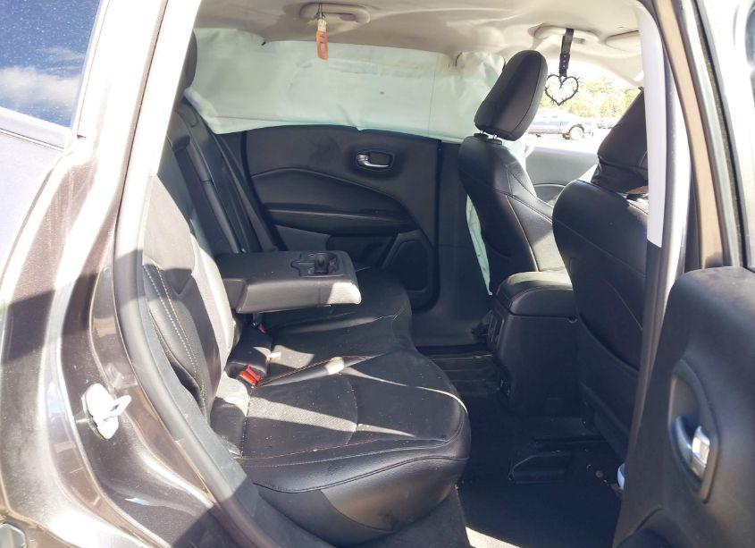 Photo 8 of 2019 Jeep Compass LIMITED 4X4 (VIN 3C4NJDCB2KT618949)