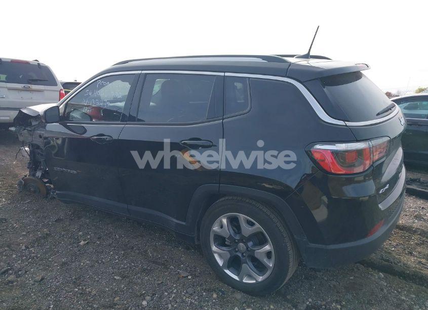 Photo 3 of 2020 Jeep Compass LIMITED 4X4 (VIN 3C4NJDCB2LT132479)