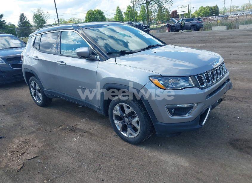 2020 Jeep Compass LIMITED 4X4 (VIN 3C4NJDCB2LT132739) main photo