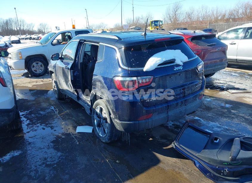 Photo 3 of 2020 Jeep Compass LIMITED 4X4 (VIN 3C4NJDCB2LT164526)