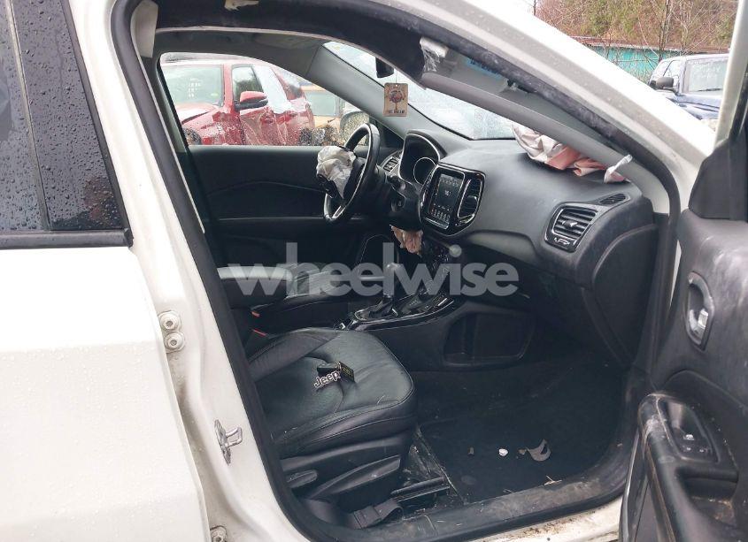 Photo 5 of 2021 Jeep Compass LIMITED 4X4 (VIN 3C4NJDCB2MT553507)