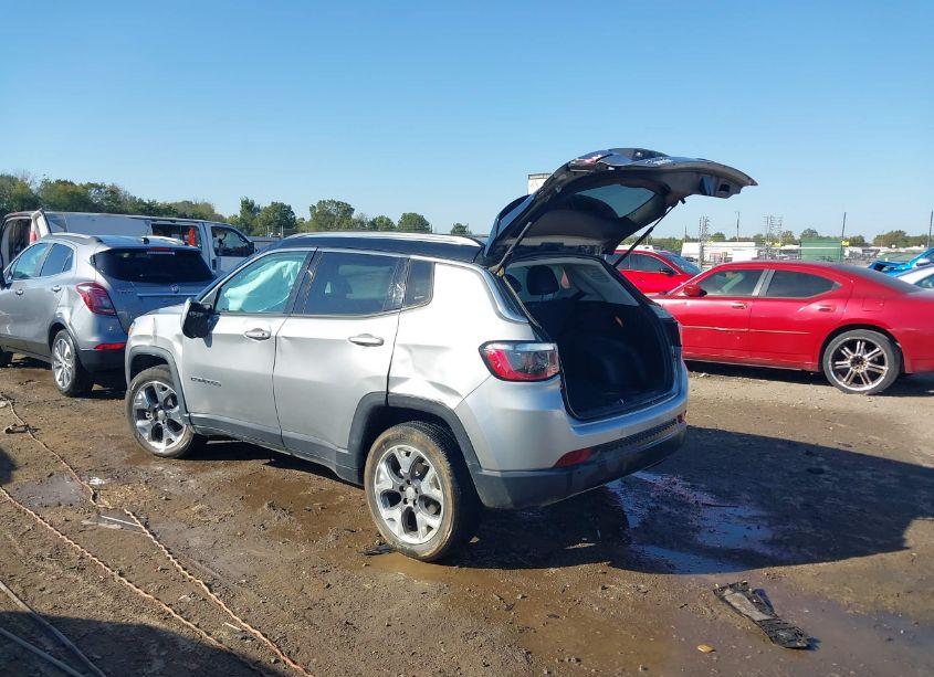 Photo 3 of 2021 Jeep Compass LIMITED 4X4 (VIN 3C4NJDCB2MT600079)
