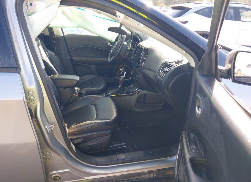 Photo 5 of 2021 Jeep Compass LIMITED 4X4 (VIN 3C4NJDCB2MT600079)