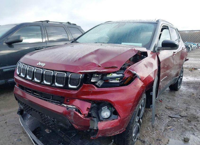 Photo 2 of 2022 Jeep Compass LIMITED 4X4 (VIN 3C4NJDCB2NT108637)