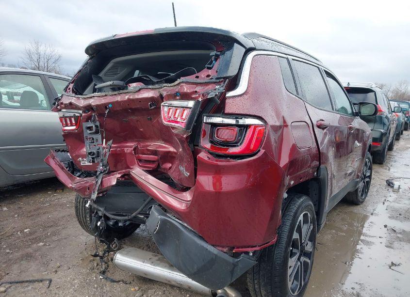 Photo 4 of 2022 Jeep Compass LIMITED 4X4 (VIN 3C4NJDCB2NT108637)