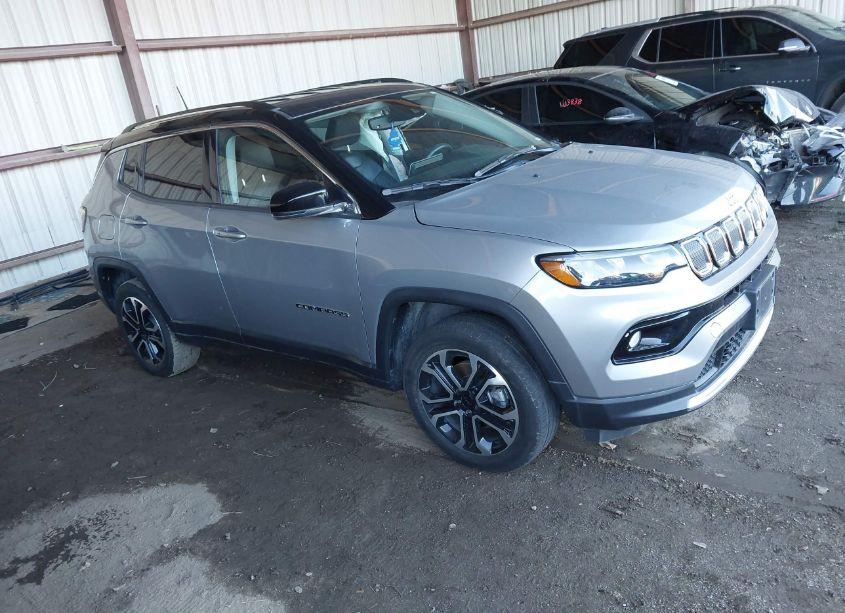 2022 Jeep Compass LIMITED 4X4 (VIN 3C4NJDCB2NT155375) main photo