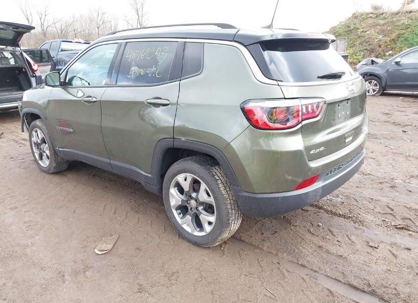 Photo 3 of 2018 Jeep Compass LIMITED 4X4 (VIN 3C4NJDCB3JT175368)